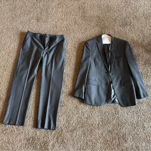 Alfani Slim Fit men’s gray suit.